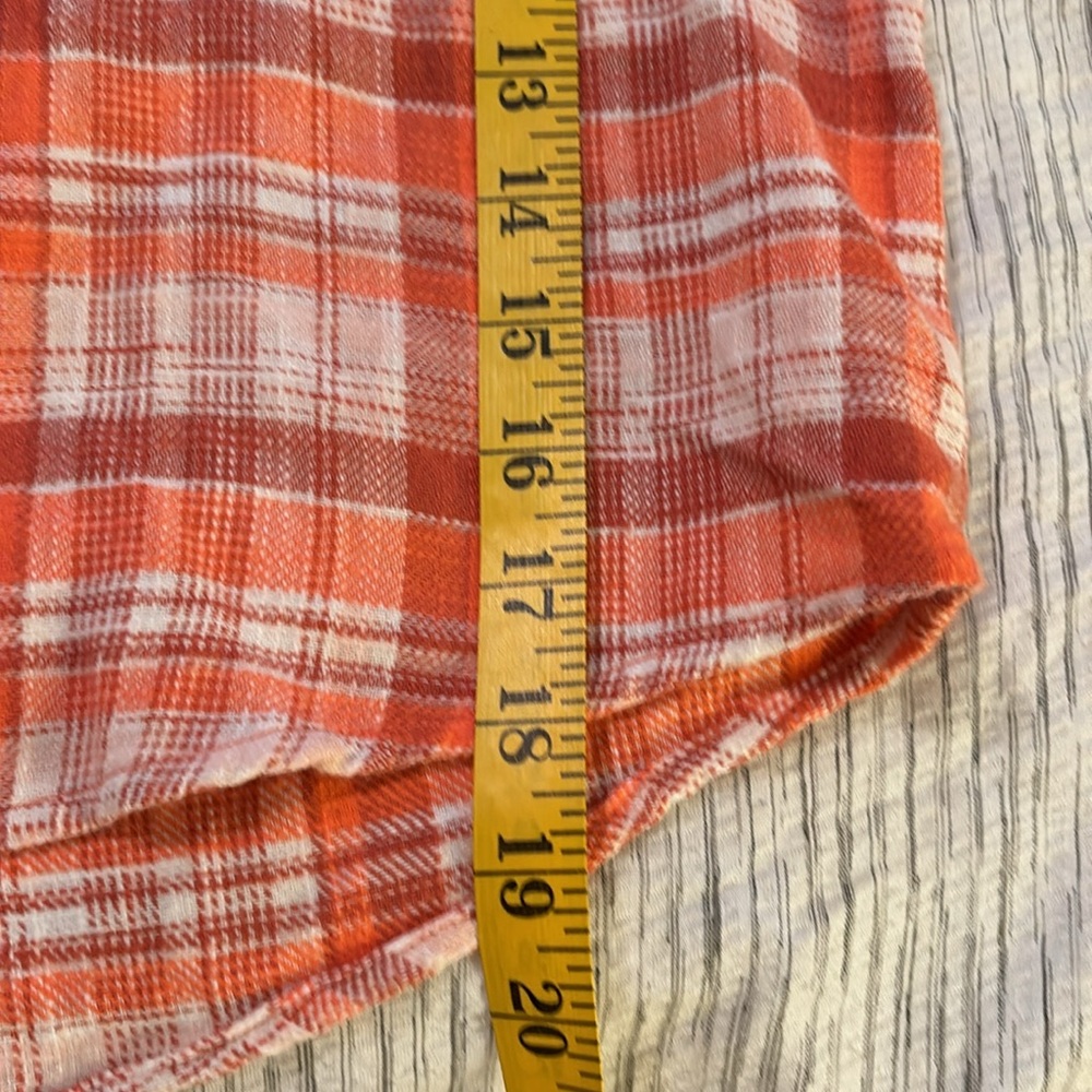 NWT American Eagle Cropped Plaid Flannel Button Down Shirt - Picture 11 of 12